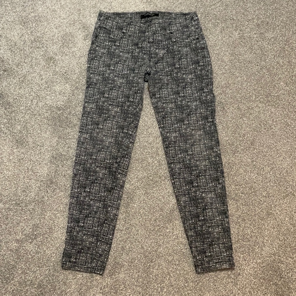“Secret leggings” work pants